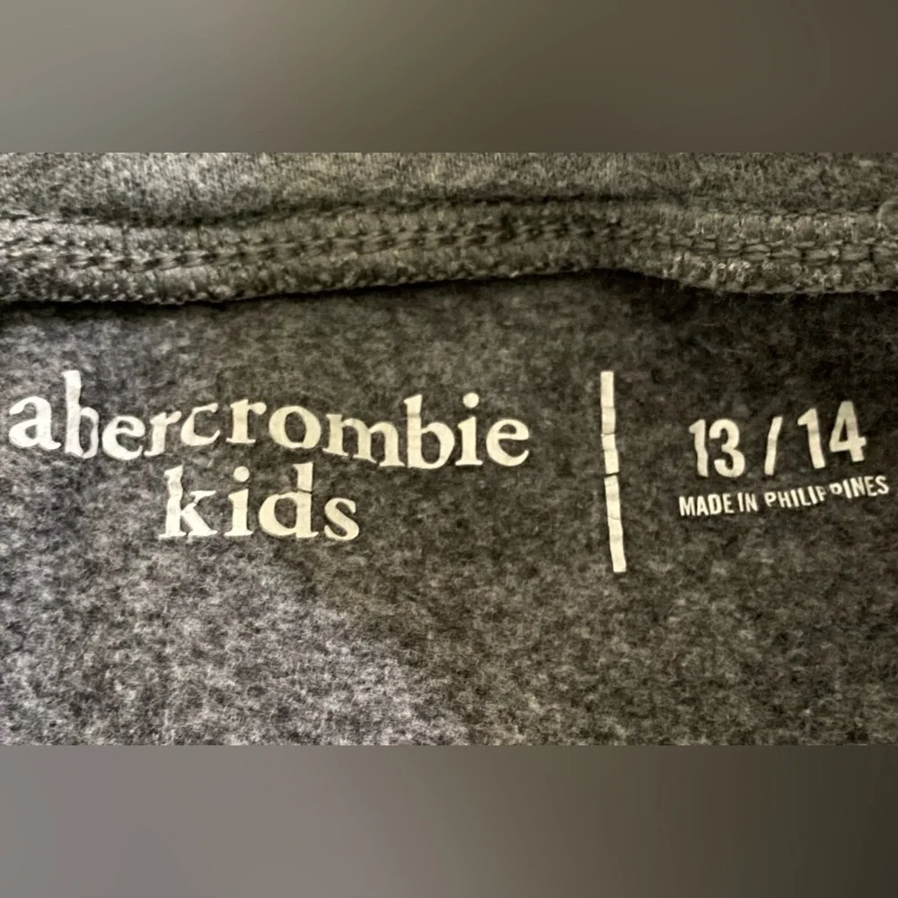 Abercrombie Kids Sz 13/14 Heather Gray Fleece Logo Joggers‎